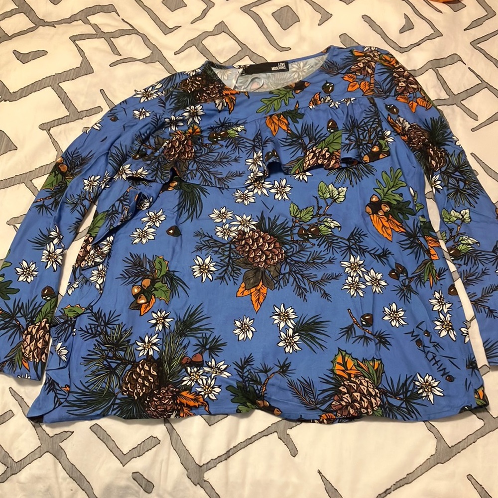 NWT Love Moschino long sleeve ruffle top size 4